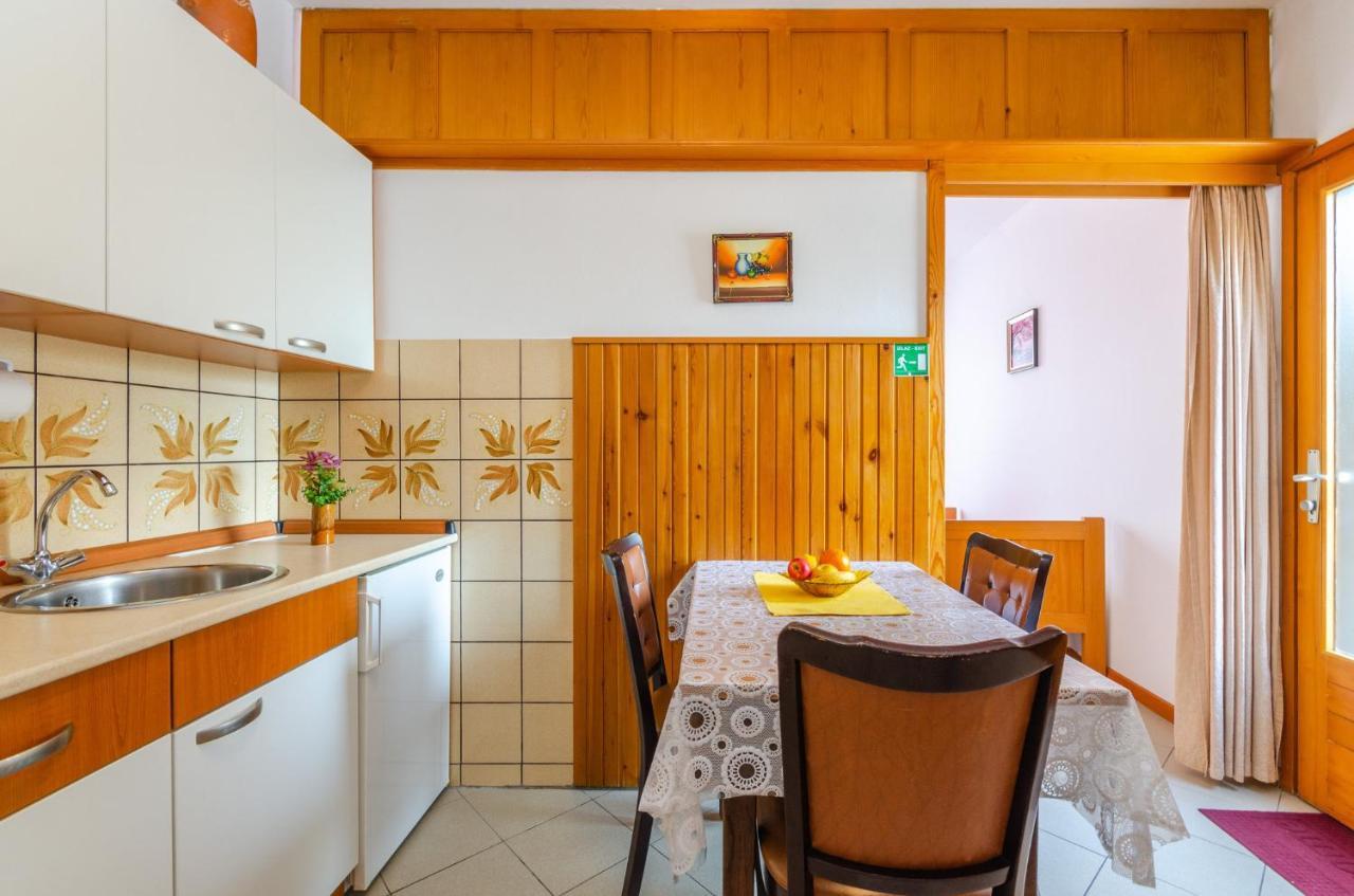Horvat Apartment Crikvenica Exterior photo